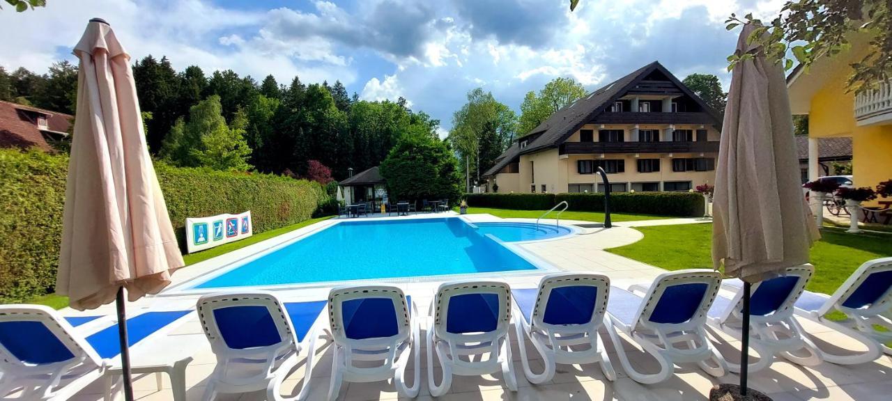 Sport Manca Garni Hotel Radovljica Bagian luar foto