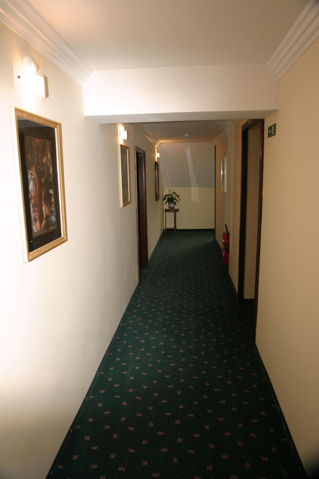 Sport Manca Garni Hotel Radovljica Bagian luar foto