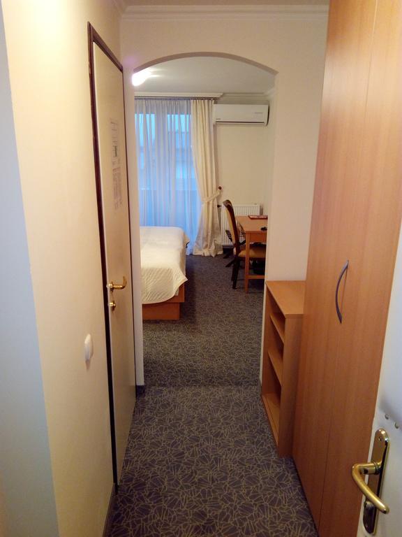Sport Manca Garni Hotel Radovljica Bagian luar foto