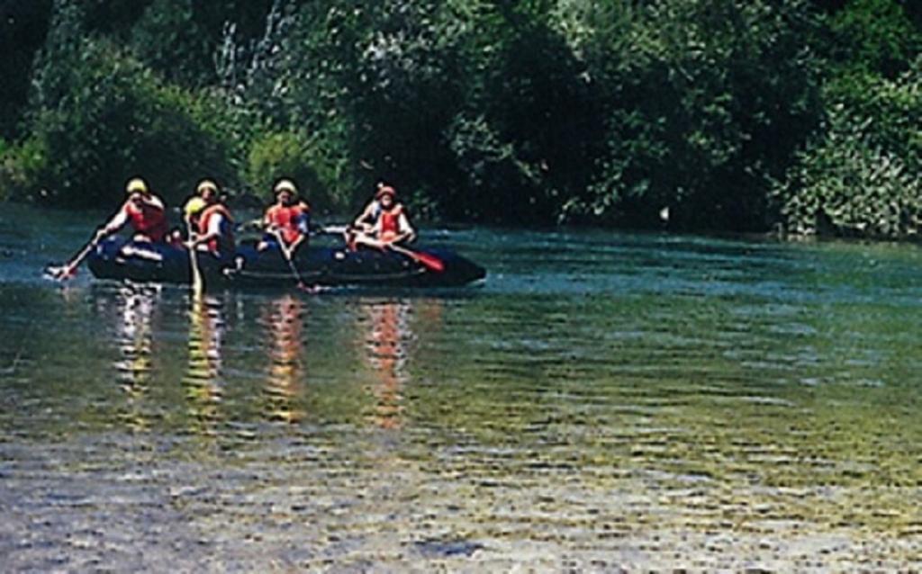 Sport Manca Garni Hotel Radovljica Bagian luar foto