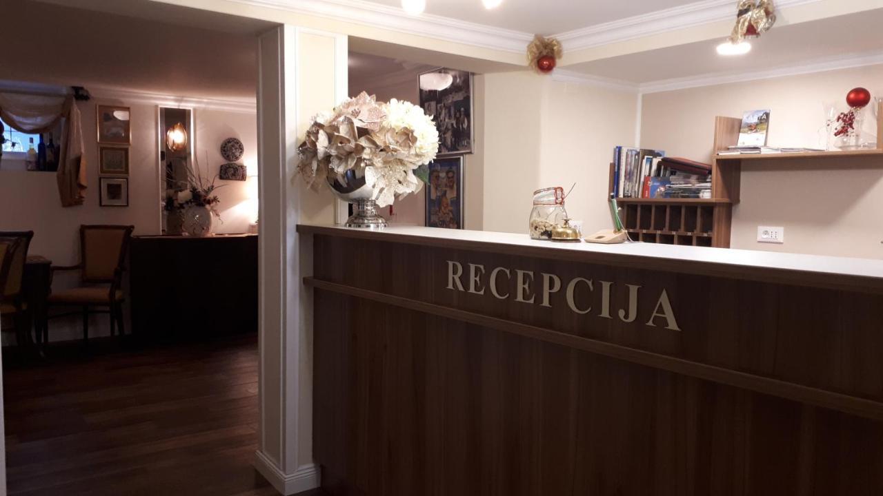 Sport Manca Garni Hotel Radovljica Bagian luar foto